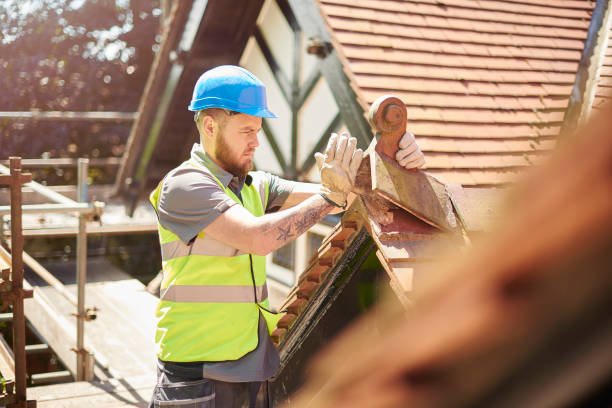 Best Commercial Roofing Services  in Altamont, IL